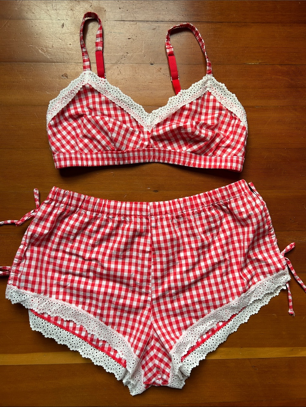 Colsie Red Gingham Lace-Trim Bralette & Shorts Set